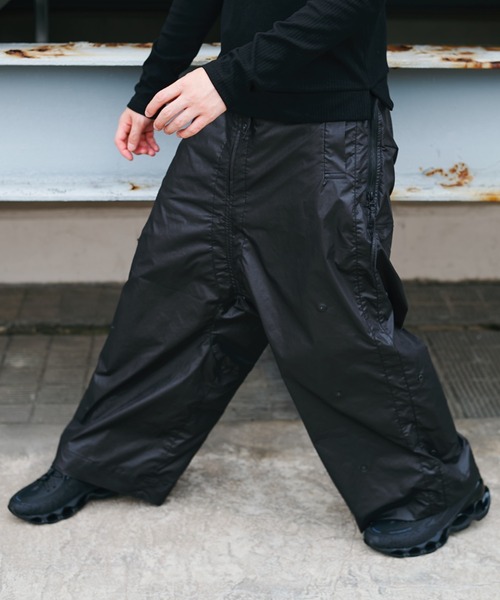 JIAN YE（ジェンイェ）の「GUAI MORPH PANTS（その他パンツ・メンズ・ブラック・LARGE/MEDIUM）」の7枚目の写真