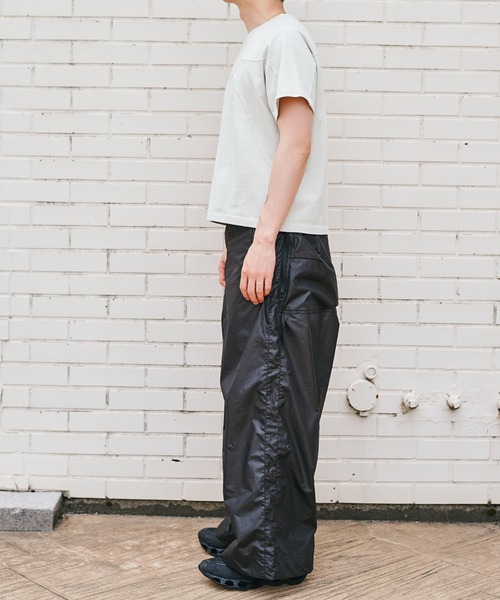 JIAN YE（ジェンイェ）の「GUAI MORPH PANTS（その他パンツ・メンズ・ブラック・LARGE/MEDIUM）」の13枚目の写真