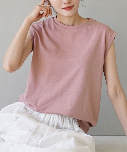 zootie(ズーティー)の「URBAN PLUS フレンチスリーブカットソー(Tシャツ/カットソー・レディース・テラコッタ/ブラック/ダークグリーン/ライトブルー/オフホワイト/ネイビー/ブラウン系その他/ライトベージュ/スモークピンク/グレイッシュベージュ/グレイッシュブルー/チャコール・M)」の1枚目の写真