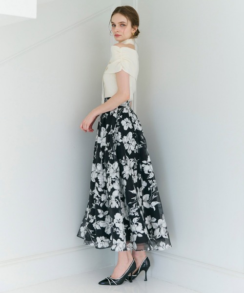 ROYAL PARTY（ロイヤルパーティー）の「フラワーオーガンジーロングフレアスカート（スカート・レディース・ブラック/オフホワイト・FREE）」の11枚目の写真