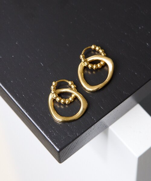 ear PAPILLONNER(イアパピヨネ)の「《金属アレルギー対応/ステンレス》2WAYボールフープピアス(ピアス(両耳用)・レディース・シルバー/ゴールド・FREE)」の1枚目の写真