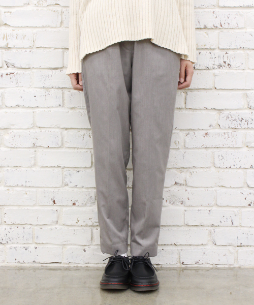 Kastane（カスタネ）の「イージーテーパードパンツ（その他パンツ・レディース・グレー/ブラウン/ベージュ/ブルー・FREE）」の5枚目の写真