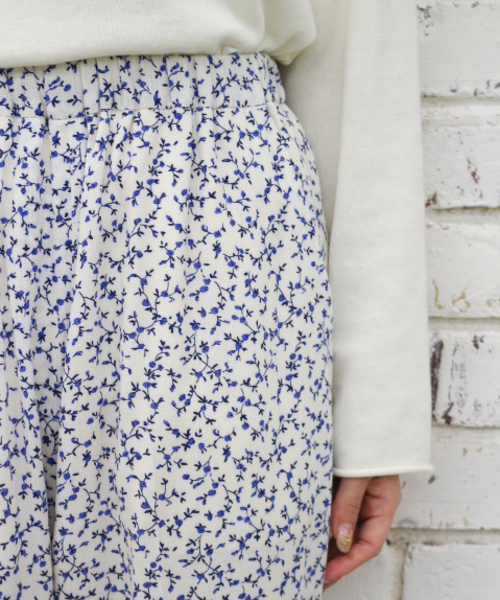 Kastane（カスタネ）の「イージーテーパードパンツ（その他パンツ・レディース・グレー/ブラウン/ベージュ/ブルー・FREE）」の13枚目の写真