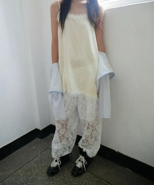 LYEON（リヨン）の「裾ドロストレースパンツ（その他パンツ・レディース・オフホワイト/ブラック・FREE）」の9枚目の写真