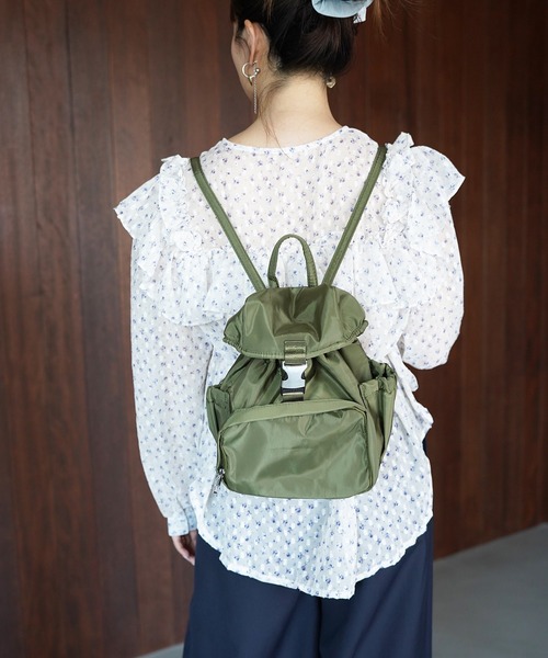 SANSeLF(サンセルフ)の「【SANSeLF】コンパクトマルチポケットリュック saa26s132(バックパック/リュック・レディース・レッド/カーキ・FREE)」の3枚目の写真