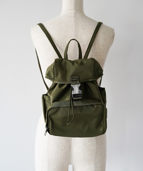SANSeLF(サンセルフ)の「【SANSeLF】コンパクトマルチポケットリュック saa26s132(バックパック/リュック・レディース・レッド/カーキ・FREE)」の8枚目の写真