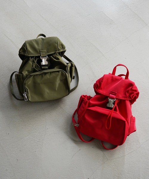 SANSeLF(サンセルフ)の「【SANSeLF】コンパクトマルチポケットリュック saa26s132(バックパック/リュック・レディース・レッド/カーキ・FREE)」の15枚目の写真