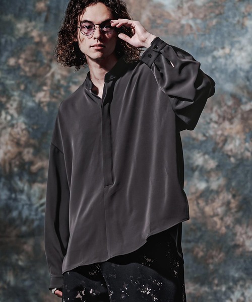 Jih Nunc(ジーヌンク)の「ms6594-ストレッチスタンドカラーオーバーシャツ(JIH-R1235)(シャツ/ブラウス・メンズ・ダークベージュ/ブラック/チャコール/オフホワイト・L/S/M)」の3枚目の写真