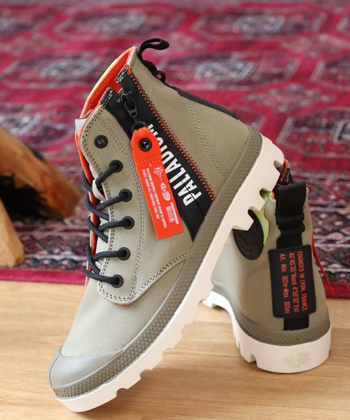 PALLADIUM（パラディウム）の「PAMPA HI OUTZIP OVERLAB ハイカットスニーカー（スニーカー・メンズ・ホワイト/ベージュ/カーキ・22.5cm/26.5cm/26cm/27.5cm/27cm/28cm/23.5cm/23cm/24.5cm/24cm/25.5cm/25cm）」の21枚目の写真