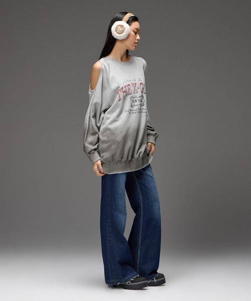 X-girl(エックスガール)の「GRADIENT SPRAY OPEN-SHOULDER SWEATSHIRT(スウェット・レディース・アッシュ/オリーブ/ブラック・S/M)」の17枚目の写真