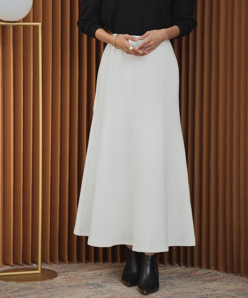 ELFRANK(エルフランク)の「【2026AW】【S~Lサイズ展開】ダンボールマーメイドフレアロングスカート 洗える(スカート・レディース・ブラック/オフホワイト・L/M/S)」の2枚目の写真