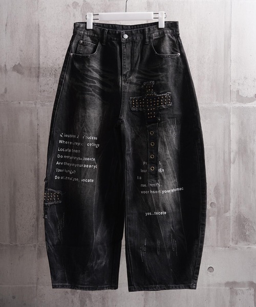 1111clothing(ワンフォークロージング)の「クロススタッズ バレルジーンズ / Cross Studs Barrel Leg Wide Jeans(デニムパンツ・メンズ・ブラック・M/L)」の3枚目の写真