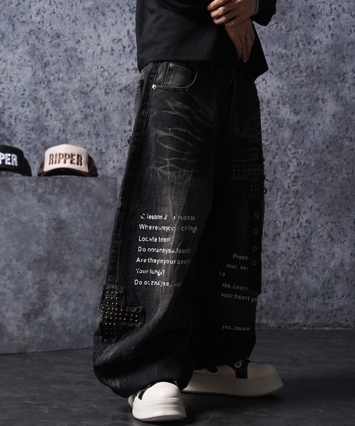 1111clothing(ワンフォークロージング)の「クロススタッズ バレルジーンズ / Cross Studs Barrel Leg Wide Jeans(デニムパンツ・メンズ・ブラック・M/L)」の19枚目の写真