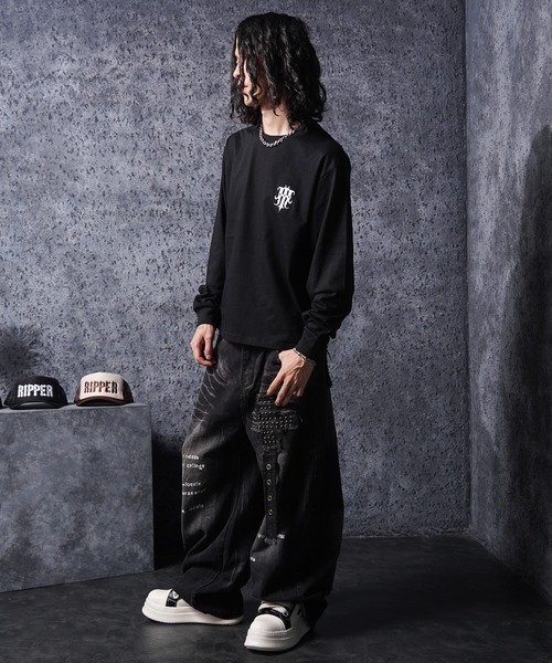 1111clothing(ワンフォークロージング)の「クロススタッズ バレルジーンズ / Cross Studs Barrel Leg Wide Jeans(デニムパンツ・メンズ・ブラック・M/L)」の21枚目の写真