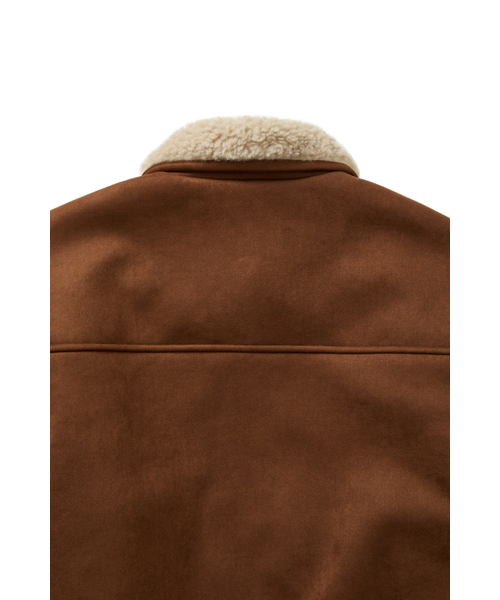 DEINET(ダイニット)の「FAUX SUEDE FUR MUSTANG JACKET IN CAMEL(ムートンコート・レディース・その他・FREE)」の5枚目の写真