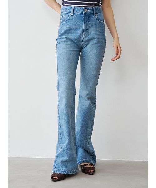 SNIDEL（スナイデル）の「UP LIFT DENIM（デニムパンツ・レディース・ライトブルー・T/MEDIUM/TALL/TALL/00/1/0）」の6枚目の写真