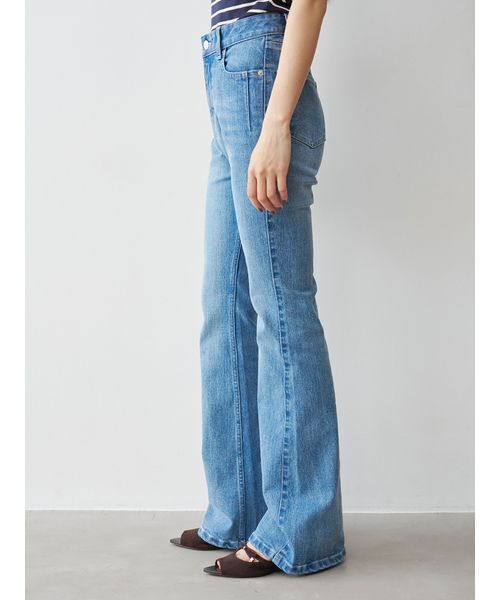 SNIDEL（スナイデル）の「UP LIFT DENIM（デニムパンツ・レディース・ライトブルー・T/MEDIUM/TALL/TALL/00/1/0）」の8枚目の写真