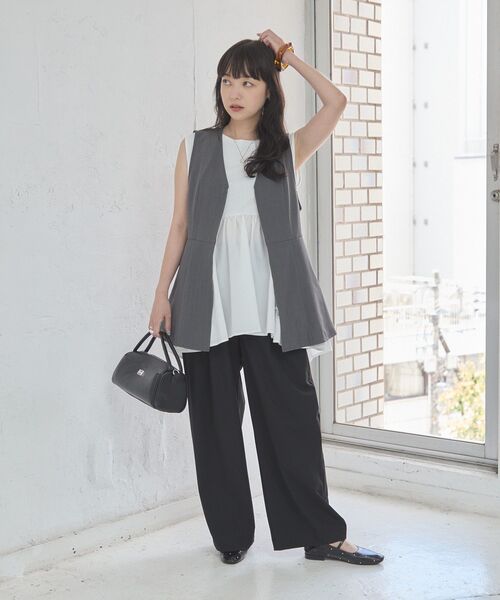 AMERICAN HOLIC(アメリカンホリック)の「裾フレアドッキングタンクトップ(Tシャツ/カットソー・レディース・ネイビー/ブラウン/オフホワイト・FREE)」の17枚目の写真
