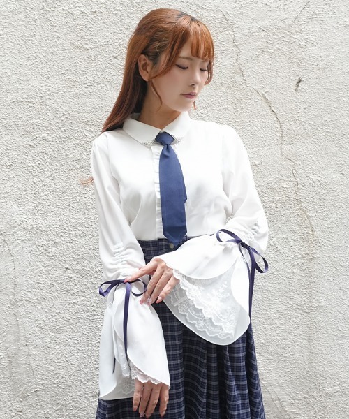 axes femme POETIQUE(アクシーズファムポエティック)の「ネクタイ付フレアスリーブBL(シャツ/ブラウス・レディース・ブラウン/ブラック/ネイビー・MEDIUM)」の10枚目の写真