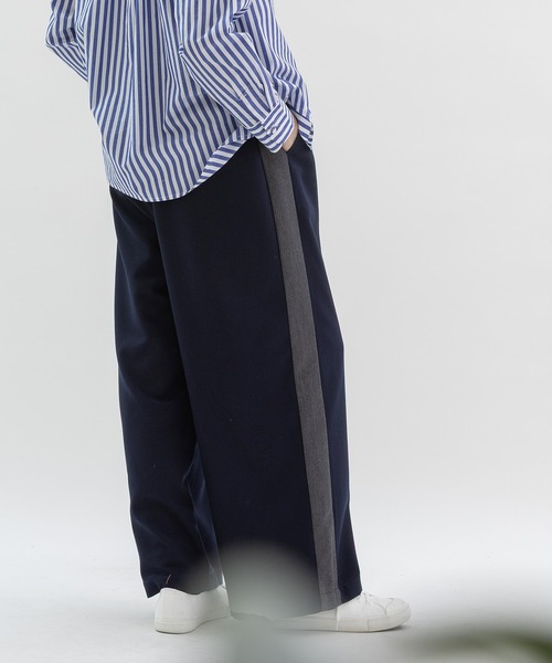 nop de nod(ノップドゥノッド)の「ギャバイージーサイドラインパンツ(その他パンツ・レディース・ブラック/ネイビー/ダークグレー・3)」の5枚目の写真