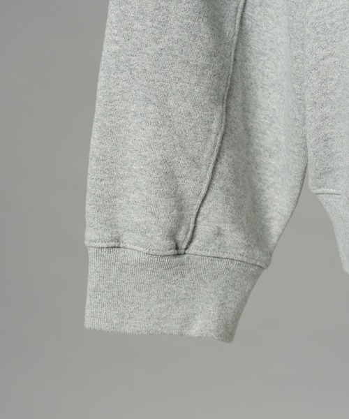 MAISON SPECIAL(メゾンスペシャル)の「《UNISEX》「PEANUTS」プライムオーバークルーネックスウェット/「PEANUTS」Prime-Over Crew Neck Sweatshirt【MAISON SPECIAL/メゾンスペシャル】(スウェット・メンズ・ネイビー/グレー/ライトグリーン・2/0/1)」の4枚目の写真