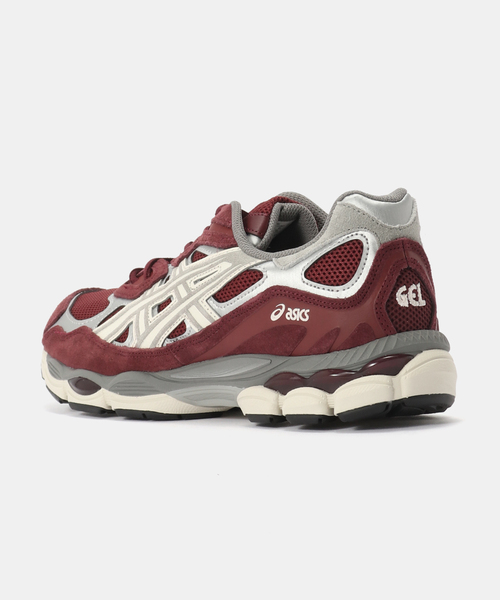 ASICS(アシックス)の「ASICS GEL-NYC 1203A383.604(スニーカー・メンズ・レッド・28cm/27.5cm/26.5cm/25cm/24.5cm/24cm/23.5cm)」の2枚目の写真
