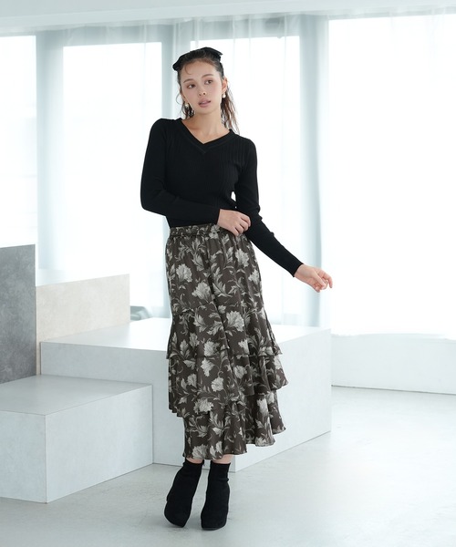 ASTORIA ODIER(アストリアオディール)の「花柄・ドット柄アシメティアードスカート(スカート・レディース・ダークグリーン/ブラウン/モカ/アイボリー・MEDIUM)」の7枚目の写真