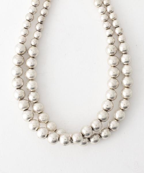 Another Edition（アナザーエディション）の「2連チョーカー/AEMFC 2ﾚﾝ RND ﾁｮｰｶｰ（チョーカー・レディース・シルバー/ナチュラル・FREE）」の3枚目の写真