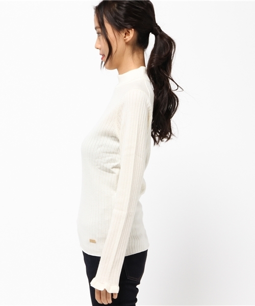 BLUE LABEL CRESTBRIDGE（ブルーレーベルクレストブリッジ）の「ワイドリブ　タートルネックニット（ニット/セーター・レディース・ブラック/ベージュ/オフホワイト/グレー・38）」の6枚目の写真