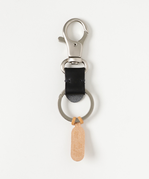 IL BISONTE(イルビゾンテ)の「IL BISONTE イカンフックシキキーホルダー #(キーケース/キーアクセサリー・メンズ・ベージュ/ブラウン/ブラック・FREE)」の4枚目の写真