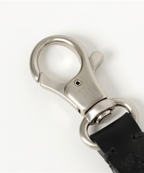 IL BISONTE(イルビゾンテ)の「IL BISONTE イカンフックシキキーホルダー #(キーケース/キーアクセサリー・メンズ・ベージュ/ブラウン/ブラック・FREE)」の5枚目の写真