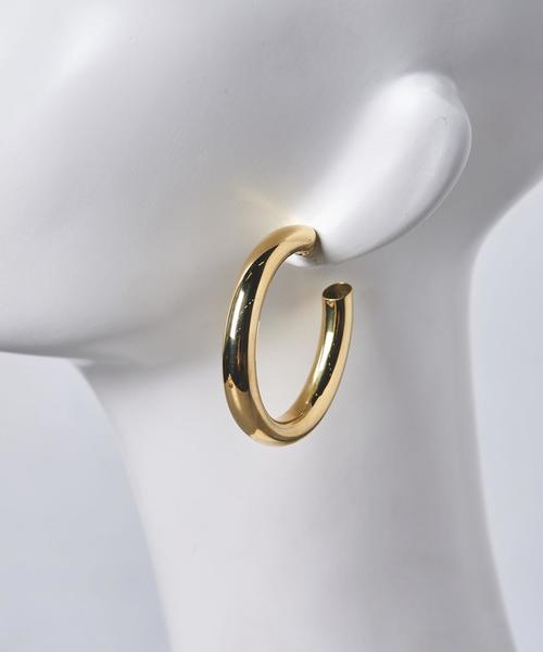 超人気の雑貨店 LAURA LOMBARDI カーブピアス アクセサリー