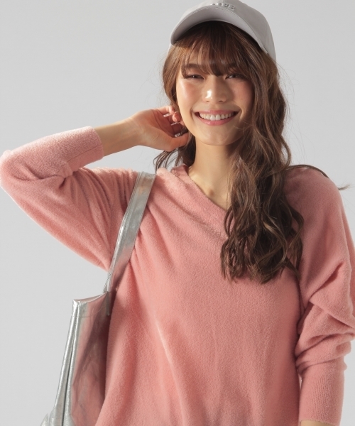 BAYFLOW(ベイフロー)の「BAYFLOW/ソフトタッチVネックパステルニット 18SS(ニット/セーター・レディース・ピンク/ライトブルー/オフホワイト/ネイビー・MEDIUM/SMALL)」の4枚目の写真