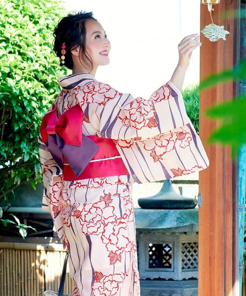 KOBE LETTUCE（コウベレタス）の「選べる華やか全10柄☆平織浴衣＋作り帯2点セット（浴衣・レディース・ホワイト系その他/ブラック系その他/ブルー系その他/パープル系その他/ピンク系その他/ホワイト系その他2/ホワイト系その他3/ホワイト系その他4/ブルー系その他2/ブルー系その他3・FREE）」の2枚目の写真