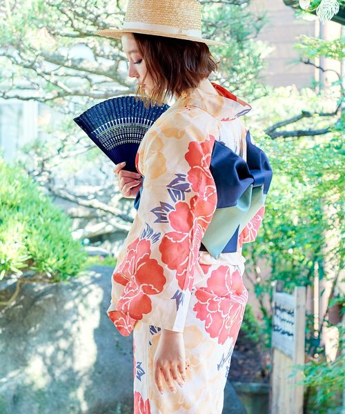 KOBE LETTUCE（コウベレタス）の「選べる華やか全10柄☆平織浴衣＋作り帯2点セット（浴衣・レディース・ホワイト系その他/ブラック系その他/ブルー系その他/パープル系その他/ピンク系その他/ホワイト系その他2/ホワイト系その他3/ホワイト系その他4/ブルー系その他2/ブルー系その他3・FREE）」の3枚目の写真