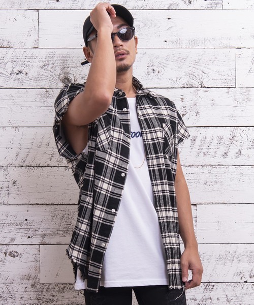 #Re:room（リルーム）の「ヴィンテージノースリーブチェックシャツ（シャツ/ブラウス・メンズ・ブラック/レッド/イエロー/ブルー・FREE）」の2枚目の写真