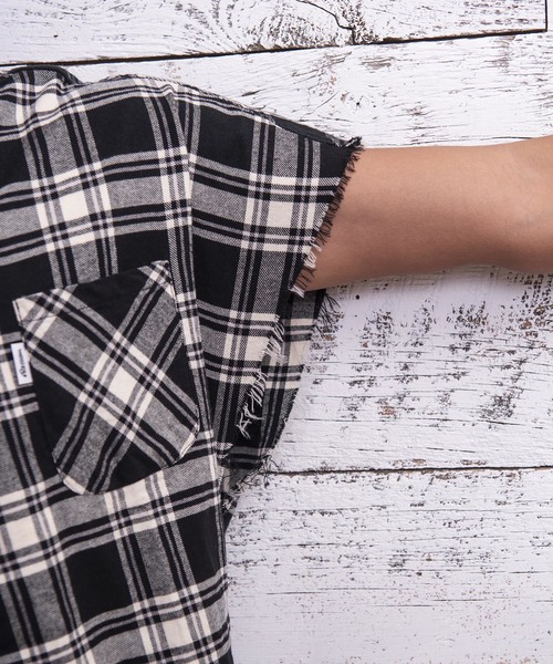 #Re:room（リルーム）の「ヴィンテージノースリーブチェックシャツ（シャツ/ブラウス・メンズ・ブラック/レッド/イエロー/ブルー・FREE）」の10枚目の写真