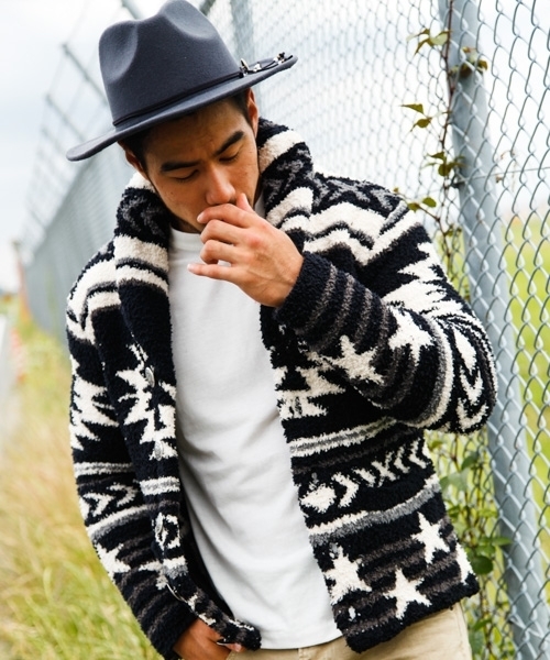 BAYFLOW(ベイフロー)の「シャギーショールSTARネイティブカーディガン 18AW(カーディガン/ボレロ・メンズ・ブラック/オフホワイト・SMALL/MEDIUM/LARGE)」の4枚目の写真