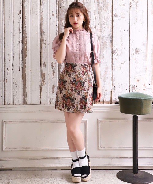 one after another NICE CLAUP(ワンアフターアナザーナイスクラップ)の「アソートボタンブラウス(シャツ/ブラウス・レディース・ブラック/オフホワイト/ピンク・FREE)」の9枚目の写真