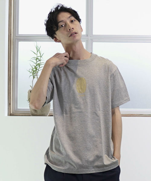 L&HARMONY（エルアンドハーモニー）の「[L&HARMONY / エルアンドハーモニー]ハイクルーネックプリントTシャツ"KOBAN"（Tシャツ/カットソー・メンズ・ネイビー/ホワイト/グレー・MEDIUM/LARGE）」の3枚目の写真