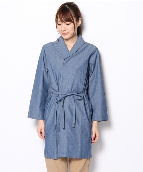 WHO'S WHO gallery（フーズフーギャラリー）の「【THE MARMAID】シャンブレーガウン（ブルゾン・レディース・ブラック/ブルー・FREE）」の3枚目の写真