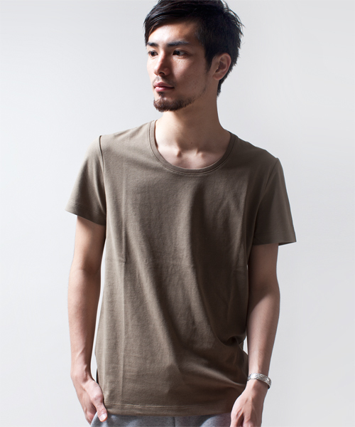NANO universe(ナノユニバース)の「wjk/ Plain U-Neck Tee S/S(Tシャツ/カットソー・メンズ・ライトピンク/グレー/カーキ/ネイビー/ブラック/ホワイト・MEDIUM/SMALL/LARGE)」の5枚目の写真