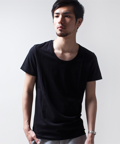 NANO universe(ナノユニバース)の「wjk/ Plain U-Neck Tee S/S(Tシャツ/カットソー・メンズ・ライトピンク/グレー/カーキ/ネイビー/ブラック/ホワイト・MEDIUM/SMALL/LARGE)」の3枚目の写真