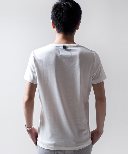 NANO universe(ナノユニバース)の「wjk/ Plain U-Neck Tee S/S(Tシャツ/カットソー・メンズ・ライトピンク/グレー/カーキ/ネイビー/ブラック/ホワイト・MEDIUM/SMALL/LARGE)」の8枚目の写真