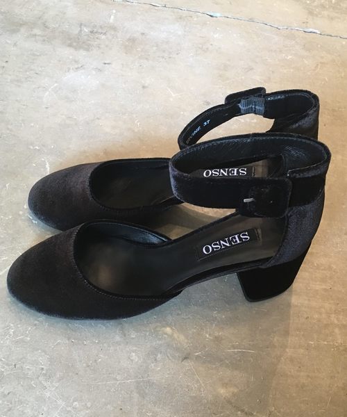 Banner Barrett(バナーバレット)の「【SENSO】UNKLE STRAP PUMPS1/アンクルストラップパンプス(パンプス・レディース・ブラック・38/36/37)」の5枚目の写真