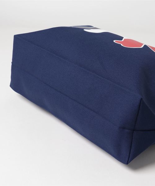 Maison Kitsune(メゾンキツネ)の「TOTE BAG TRICOLOR FOX(トートバッグ・メンズ・ホワイト/ネイビー・U)」の4枚目の写真