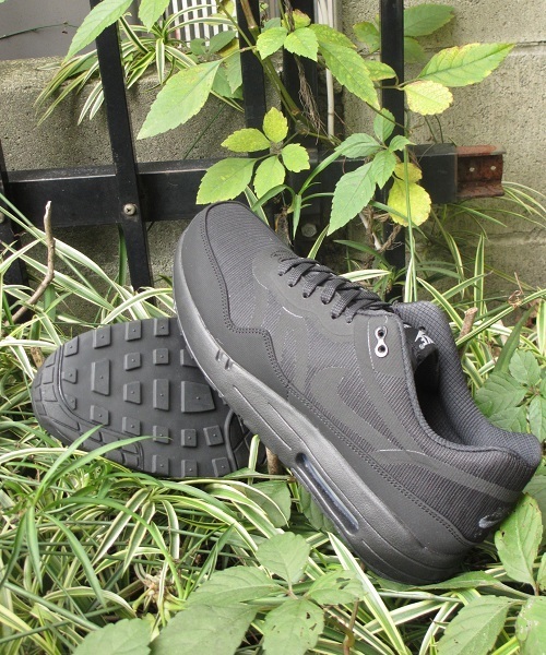 NIKE（ナイキ）の「店舗限定 ナイキ エアマックス プレミアムテープ モノトーン 蓄光 リフレクター アニマル柄 NIKE AIR MAX 1 PRM TAPE 599514（スニーカー・メンズ・ブラック/ホワイト・26.5cm/26cm/27cm/27.5cm/28.5cm/28cm）」の8枚目の写真