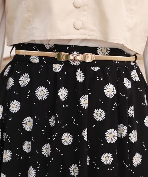 one after another NICE CLAUP（ワンアフターアナザーナイスクラップ）の「ベルト付きフレアスカート（スカート・レディース・アイボリー/ホワイト系その他/ブラック系その他/ピンクベージュ・FREE）」の6枚目の写真