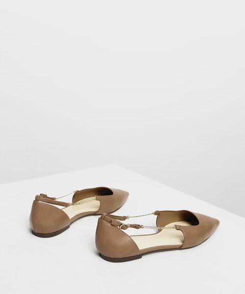 CHARLES & KEITH(チャールズ & キース)の「チェーンストラップ バレリーナフラット / Chain Strap Ballerina Flats(バレエシューズ・レディース・ブラック/ブラウン/アイボリー・22.5cm/23cm/23.5cm/24.5cm)」の5枚目の写真
