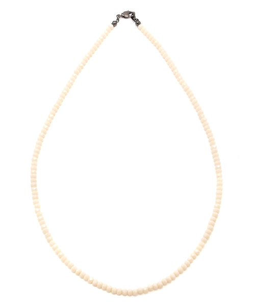 WEGO(ウィゴー)の「WEGO/カラーカットネックレス(ネックレス・メンズ・ホワイト/ブルー/レッド・FREE)」の1枚目の写真